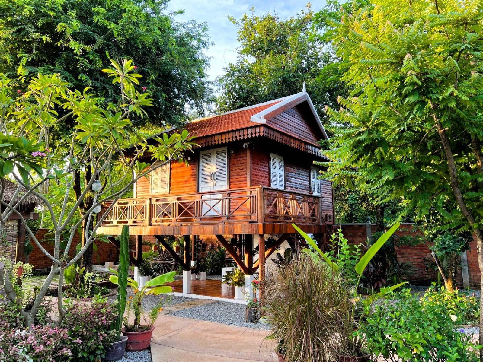 The Little Vegan Homestay Phumi Banteay Srei Esterno foto